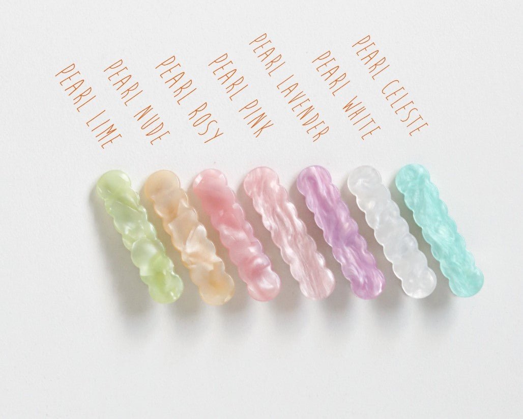 Pearly Back to Basic Hairclip