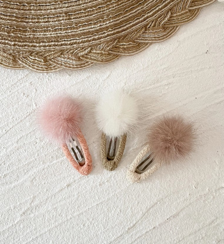 Pom Pom Clip