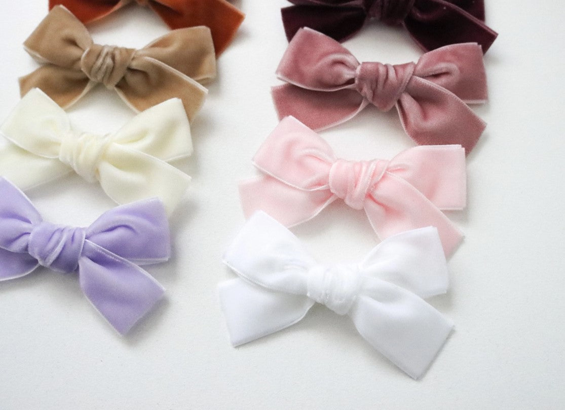 Maxi velvet bow