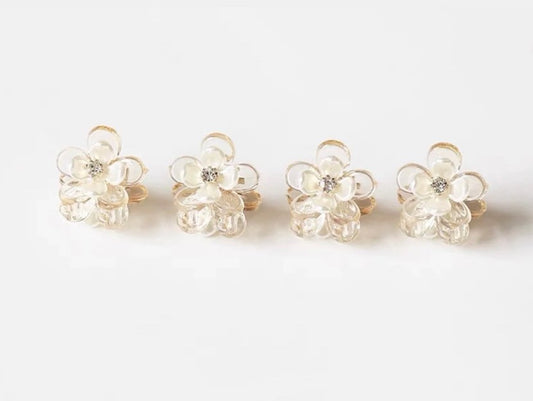 Daisy Claw Flower Hairclip Set