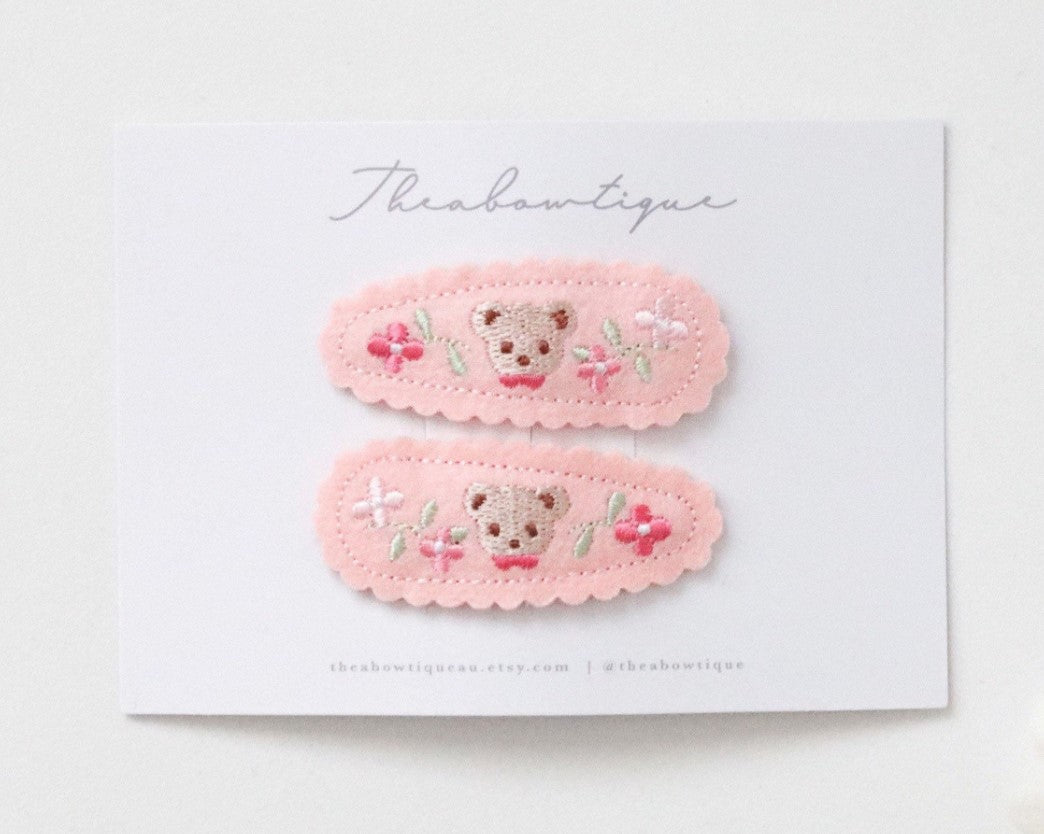 Embroidered Bear Clip Set