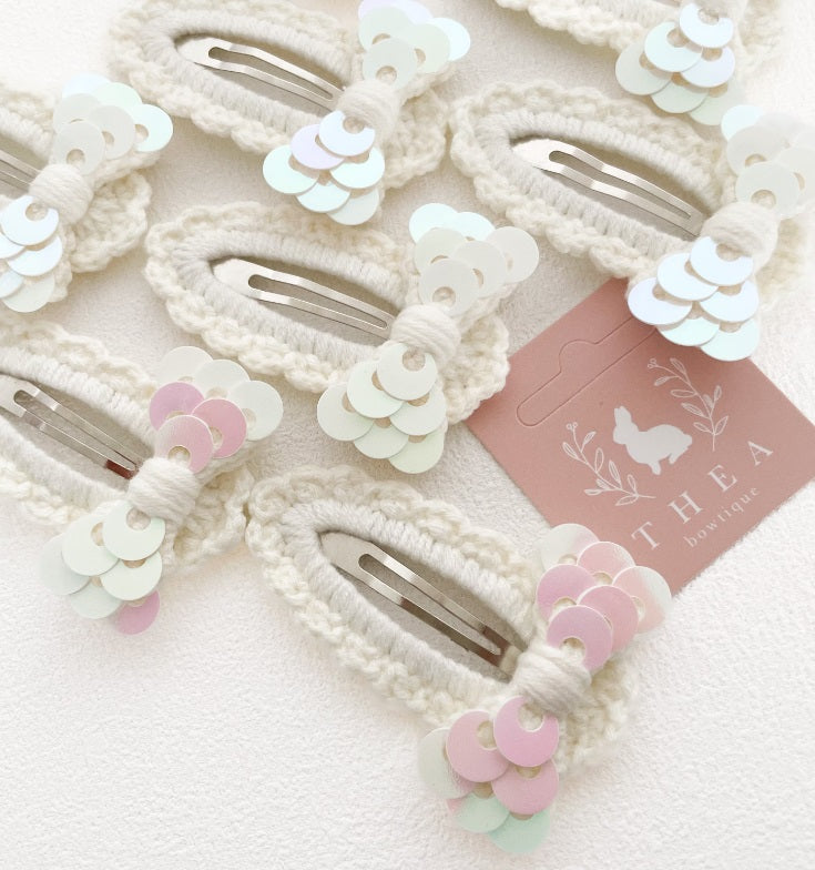 Pearly Ribbon Crochet Clip